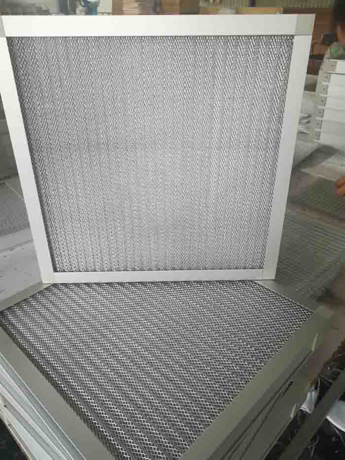 金属孔网空气过滤器又称为铝网初效过滤器或铝合金波纹网。